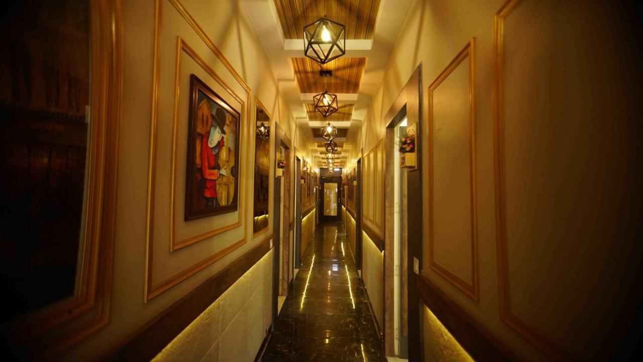 Hotel Soluxe Yamunānagar Exteriér fotografie
