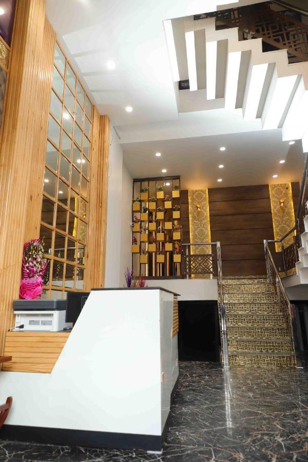 Hotel Soluxe Yamunānagar Exteriér fotografie